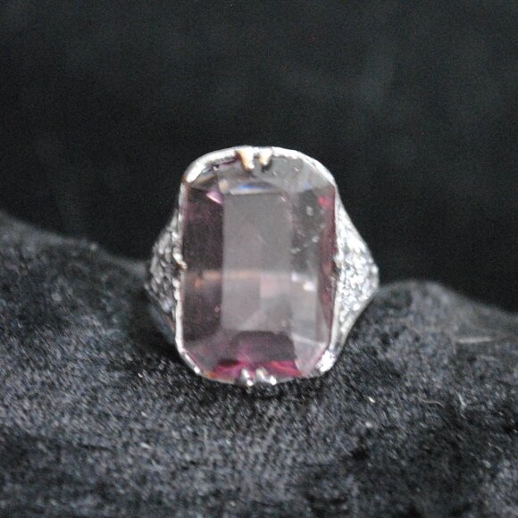For Repair Vintage Art Deco Uncas Silver-tone Filigree Cocktail Ring Pink Glass